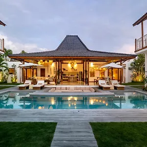 villa-loma.hotelsseminyak.net/